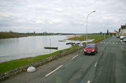 ZAMKI NAD LOARĄ / image_0156.jpg
