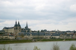 ZAMKI NAD LOARĄ / image_0166.jpg